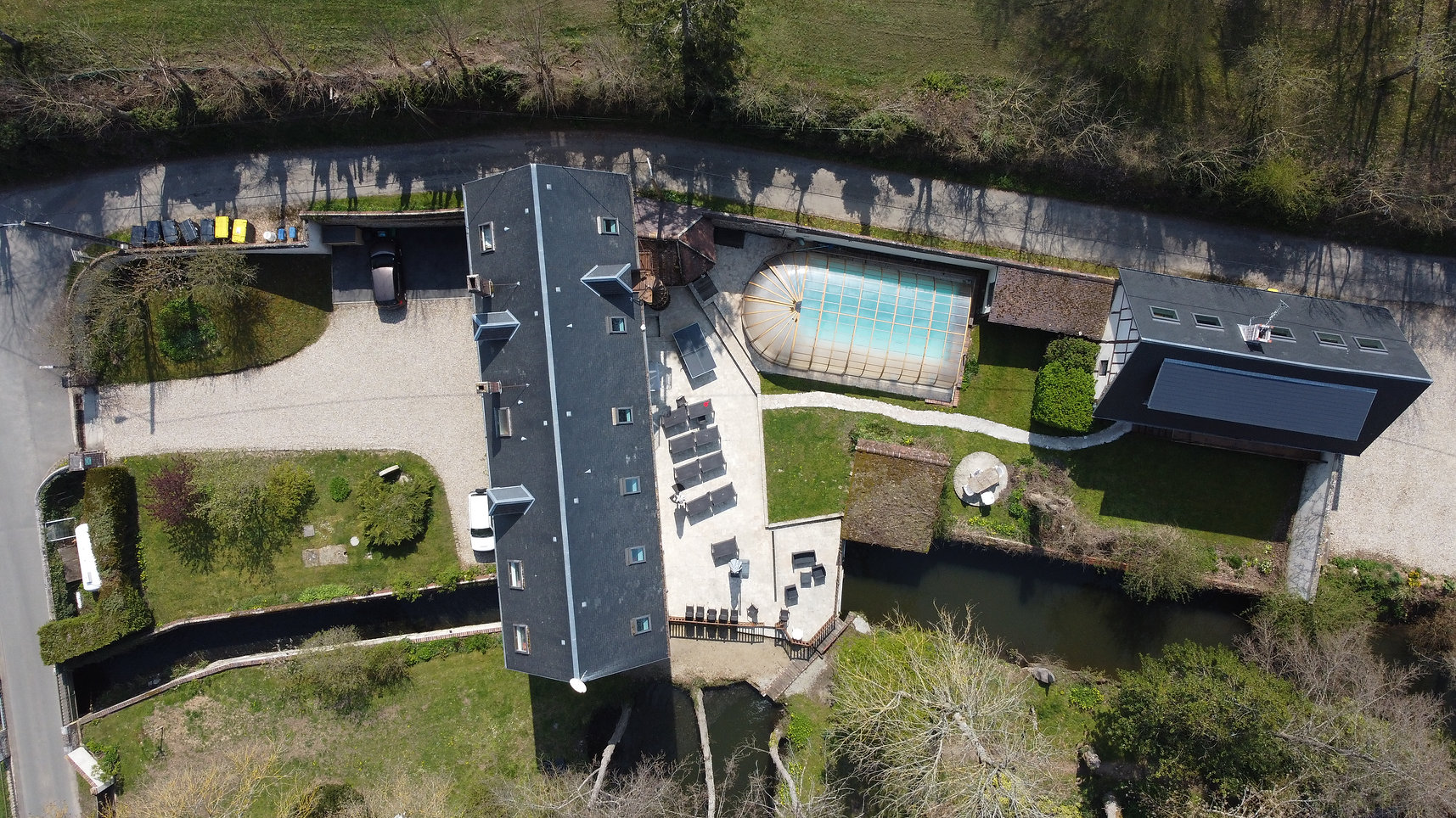 Le Moulin des Chérottes, Damville